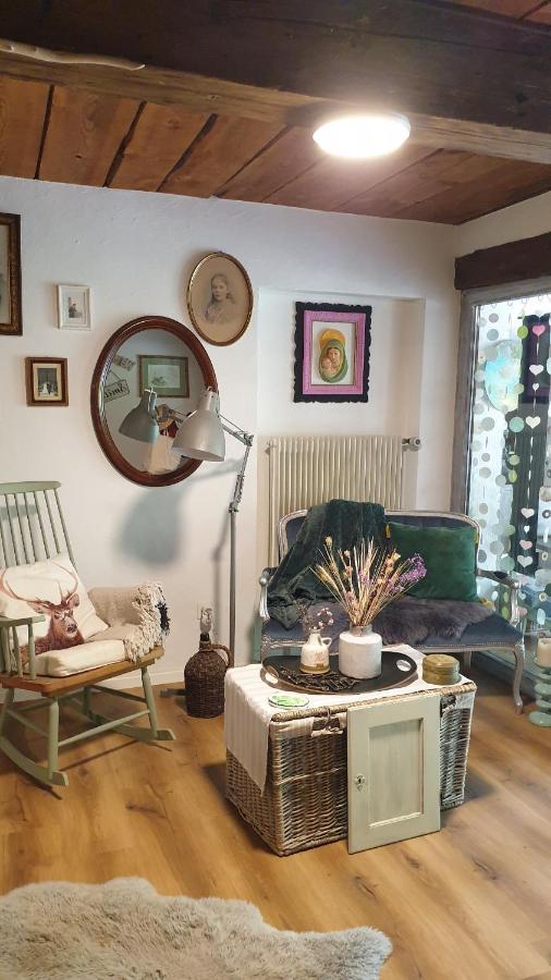 Agréable chambre d'hôtes, au calme, dans la nature Roches Esterno foto